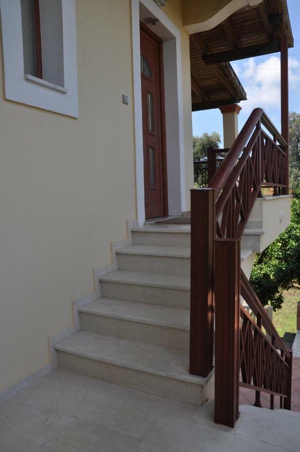 Areti'S Apartment Agios Georgios Pagon Eksteriør billede