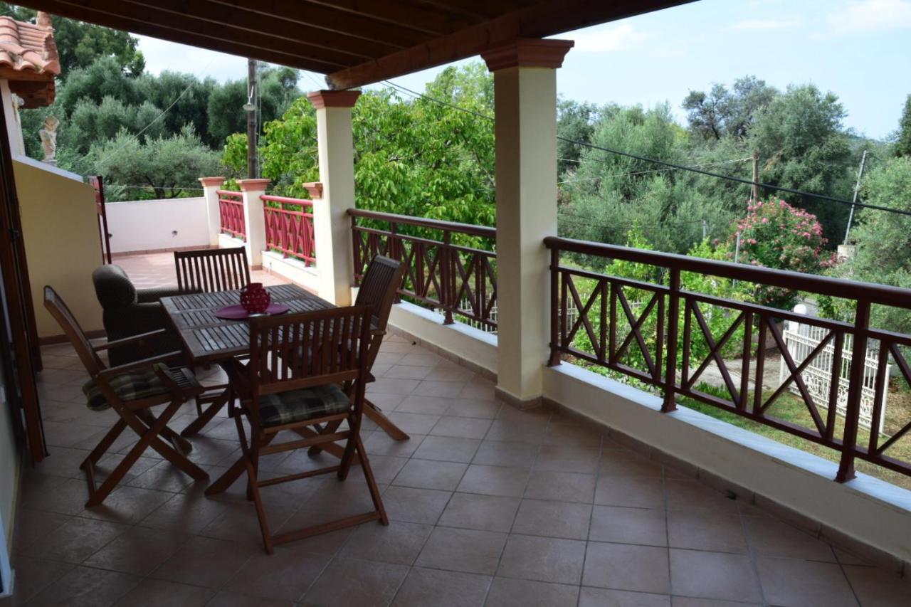 Areti'S Apartment Agios Georgios Pagon Eksteriør billede